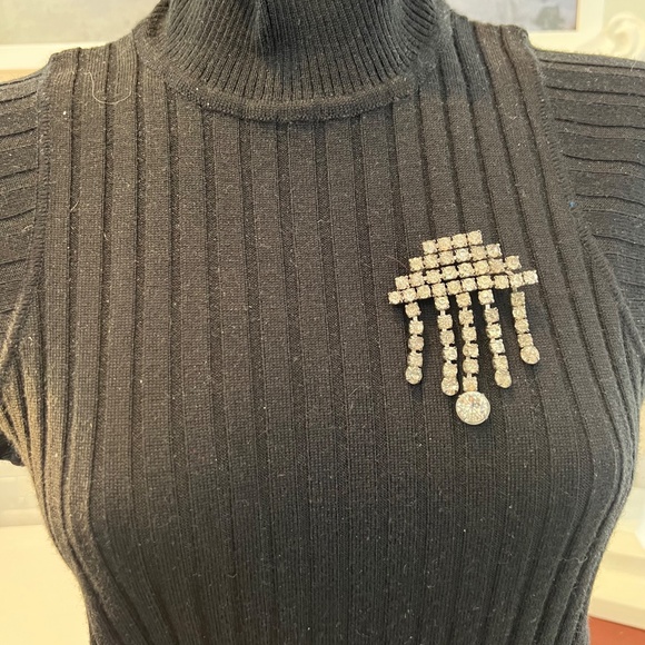 Art Deco Brooch Cascade Clear Rhinestones C clasp Sparkly - Picture 6 of 12